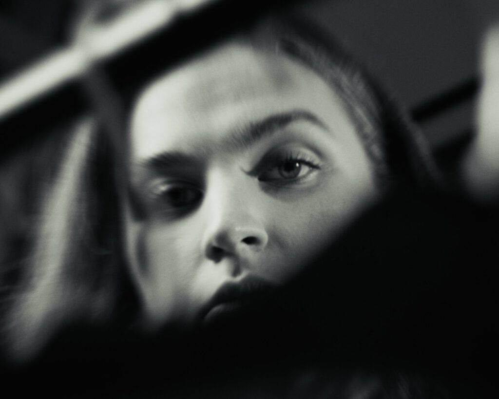 Fashion_Shoot_Anouk_STILL__7.1.4