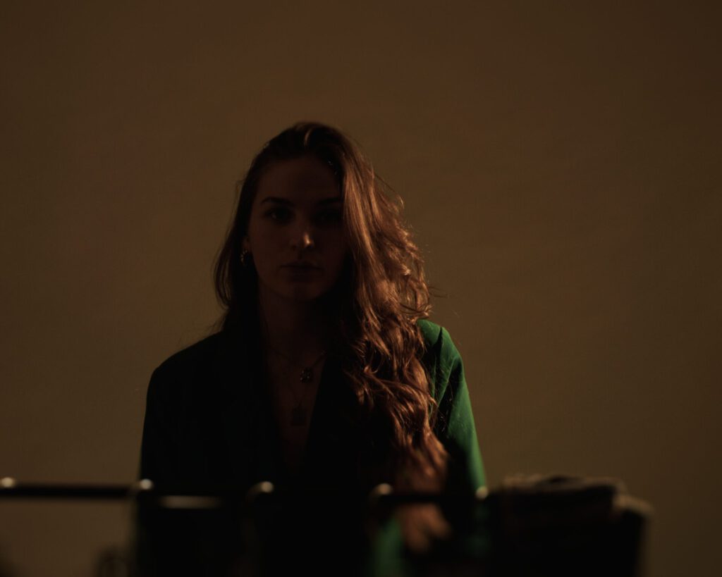 Fashion_Shoot_Anouk_STILL__7.1.9