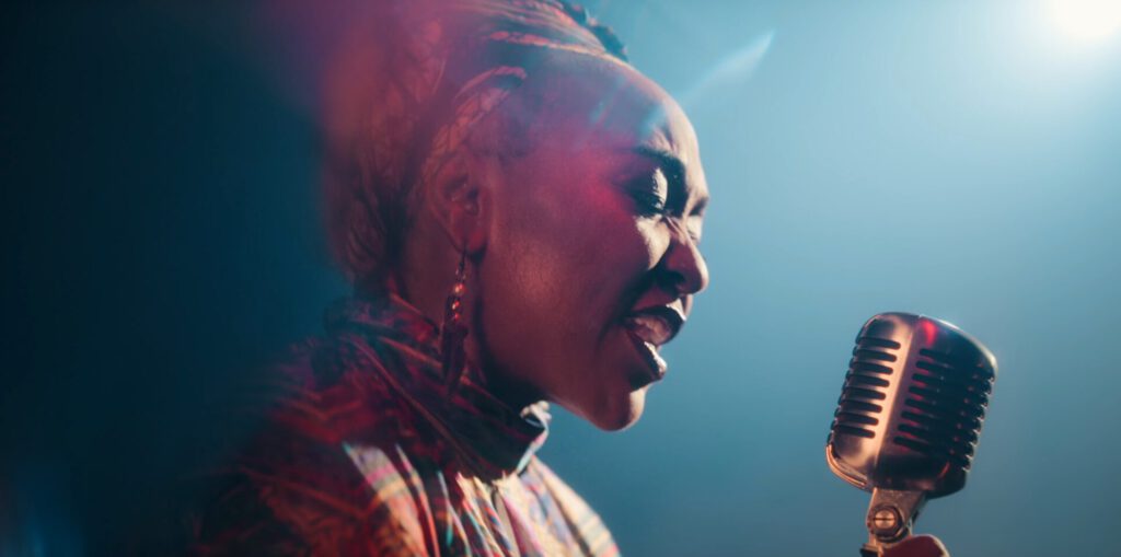 Limontha - Fever - YouTube (1)