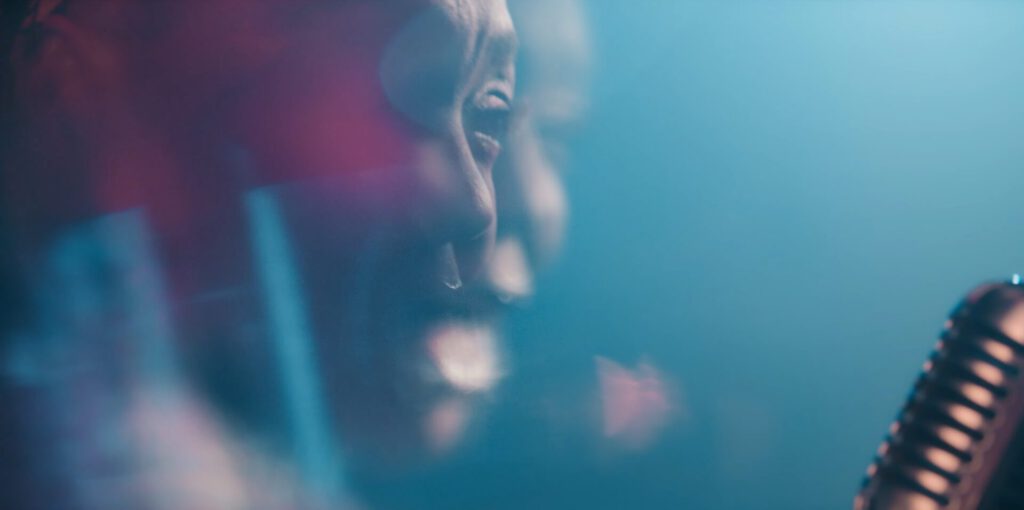 Limontha - Fever - YouTube (3)