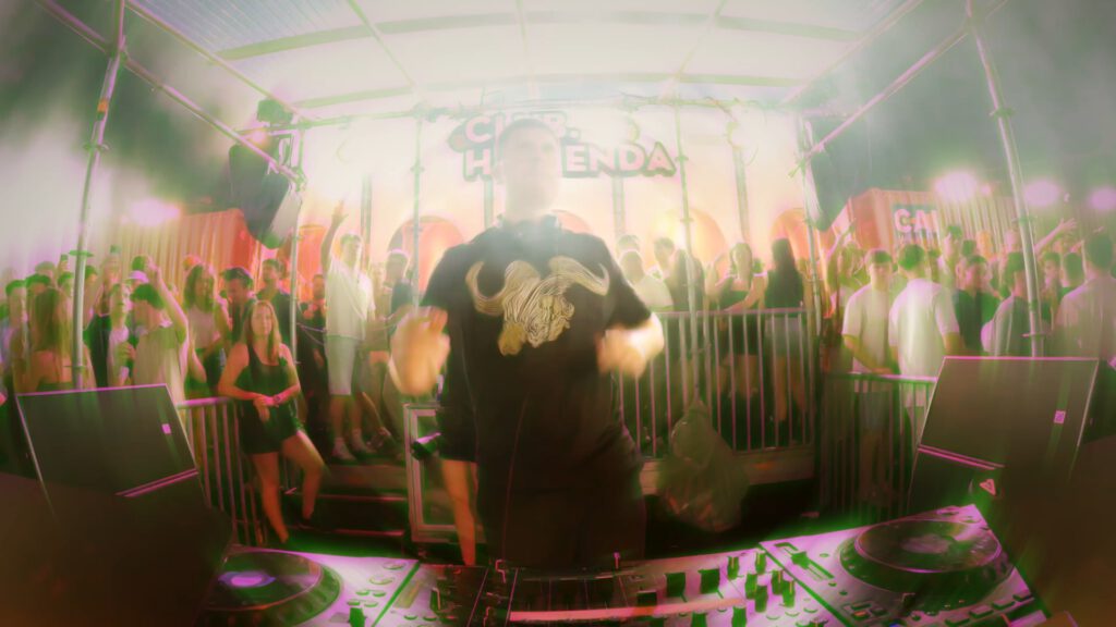 Still 2025-08-01 123210_1.1.1